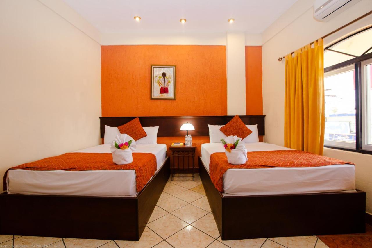 Hotel Quinta Maya Flores Exterior photo
